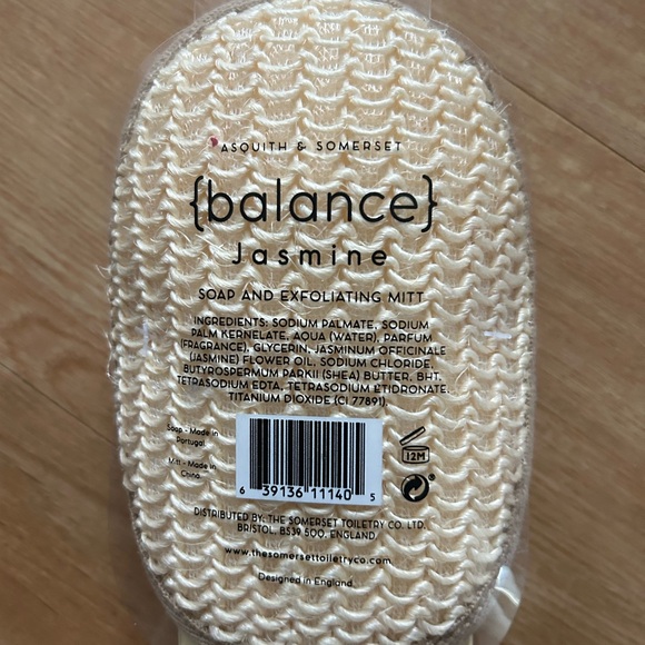 New Dad’s Survival kit & Asquith & Somerset Organic soap and scrub set. - Picture 5 of 6